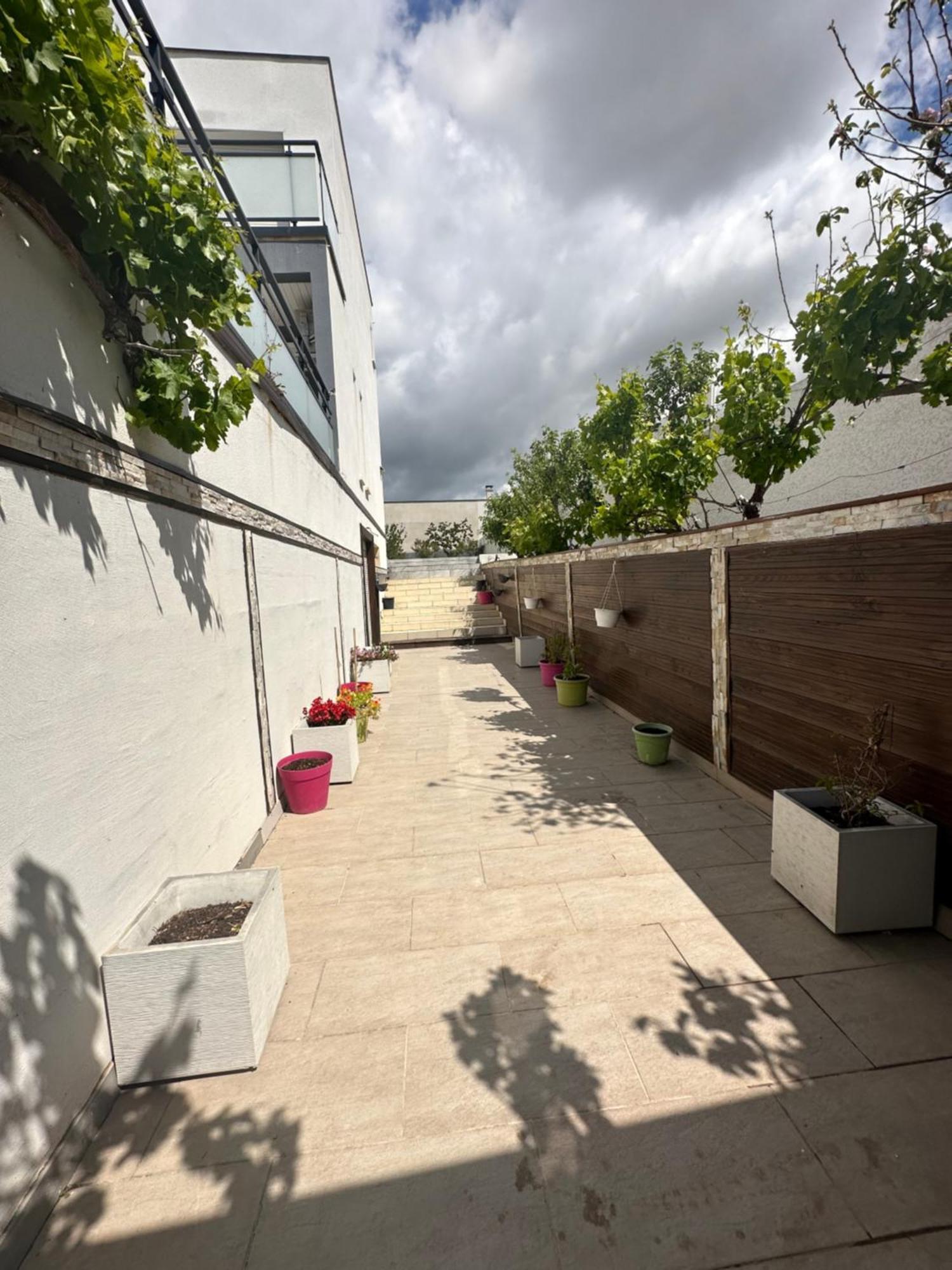 Superbe Appartement Avec Piscine Et Spa Privatif Villeneuve-lès-Béziers Eksteriør bilde
